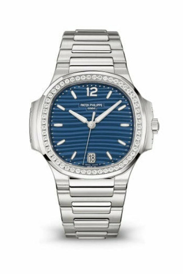Patek Philippe Nautilus 7118/1200A-001 Stainless Steel Self-Winding Luxury Watch