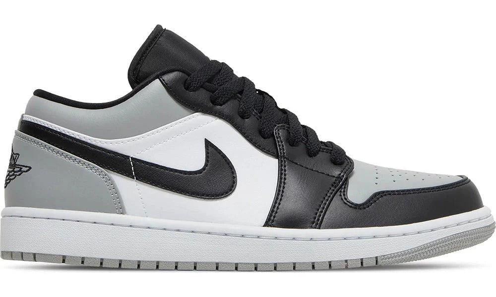 Air Jordan 1 Low Shadow Toe Sneakers Light Smoke Grey