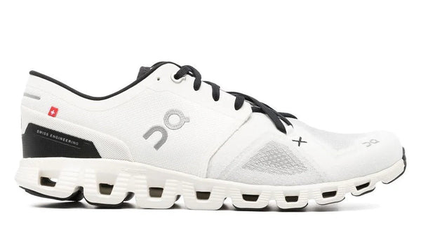 On Running Cloud X 3 Lightweight Versatile Training Shoes
