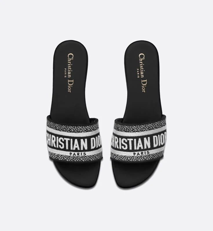 Luxurious Dior Women's Designer Slides Comfortable Everyday Slip On Sandals