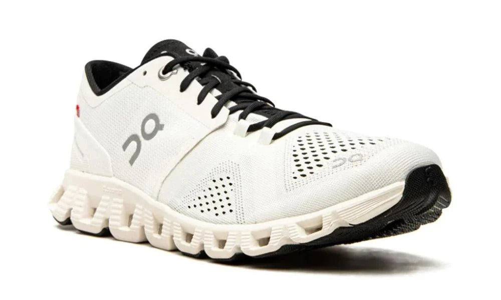 On Running Cloud X Lightweight Low Top Performance Training Sneakers