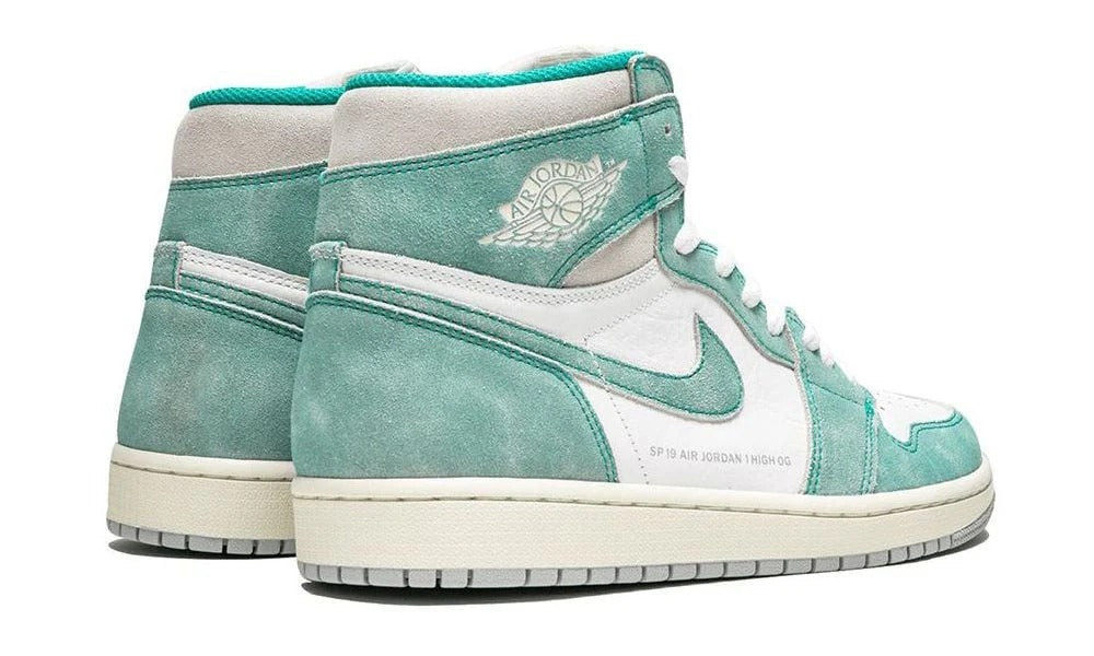 Air Jordan 1 Retro High OG Turbo Green Basketball Sneakers