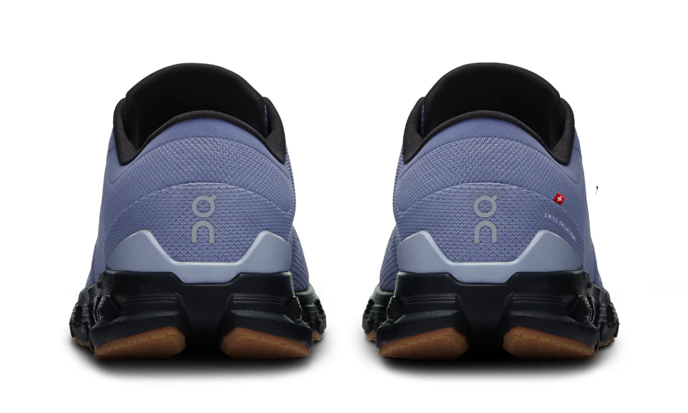 On Cloud X 4 Feather Black Lightweight Versatile Training Shoes