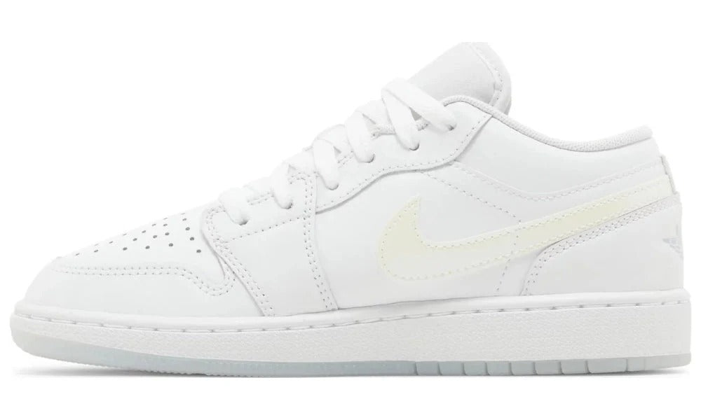 Kids Air Jordan 1 Low SE GS Glitter Swoosh Sneakers