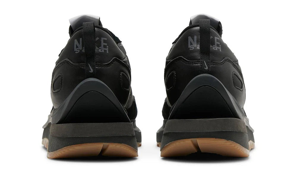 Nike Sacai x VaporWaffle Black Gum