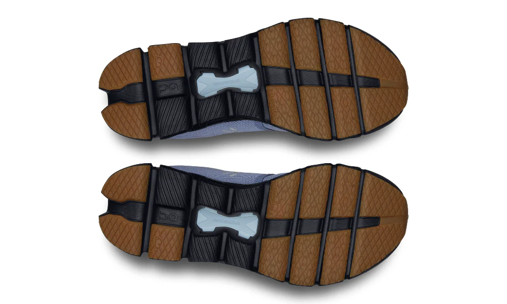 On Cloud X 4 Feather Black Lightweight Versatile Training Shoes