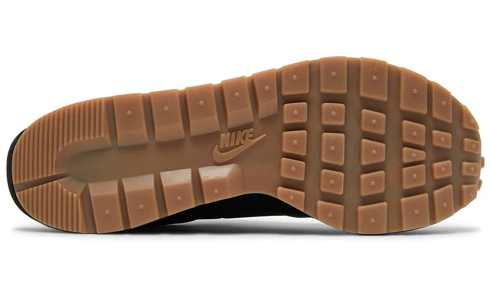 Nike Sacai x VaporWaffle Black Gum