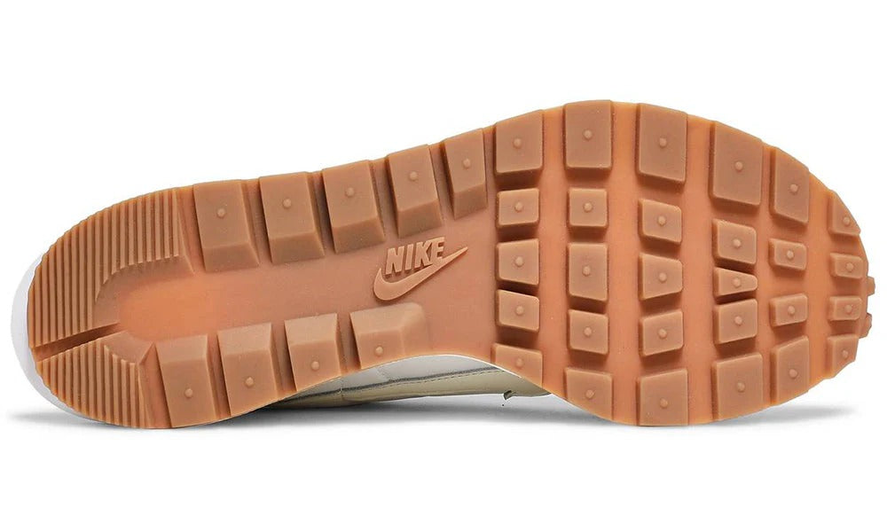 Nike x sacai VaporWaffle Sail Gum Hybrid Fashion Sneakers