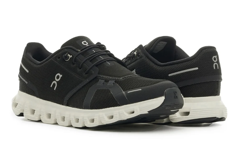 On Cloud 6 Waterproof Performance Running Shoes Black White