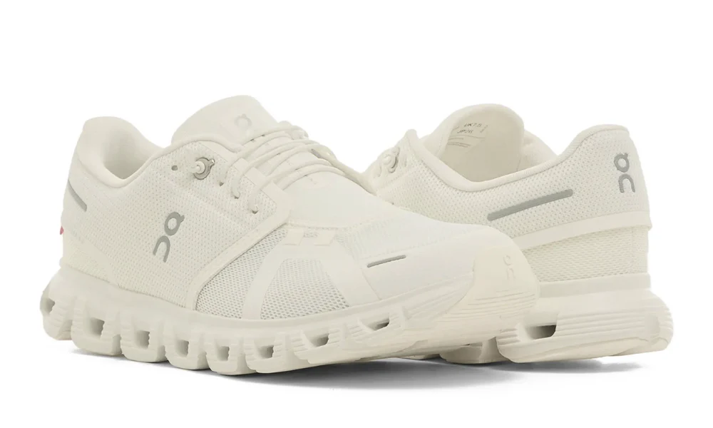 On Cloud 6 Waterproof Men's White Running Shoes CloudTec Sole