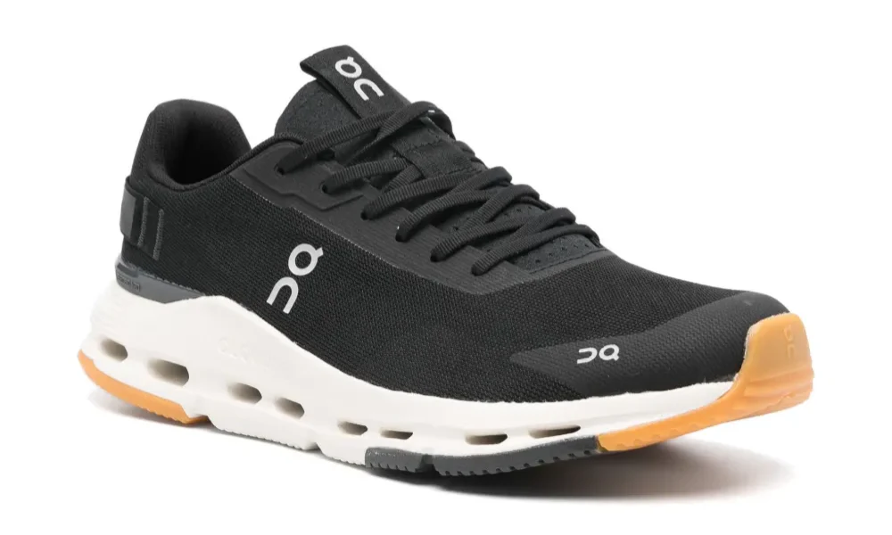 On Running Cloudnova Form 2 Black White Performance Lifestyle Sneakers