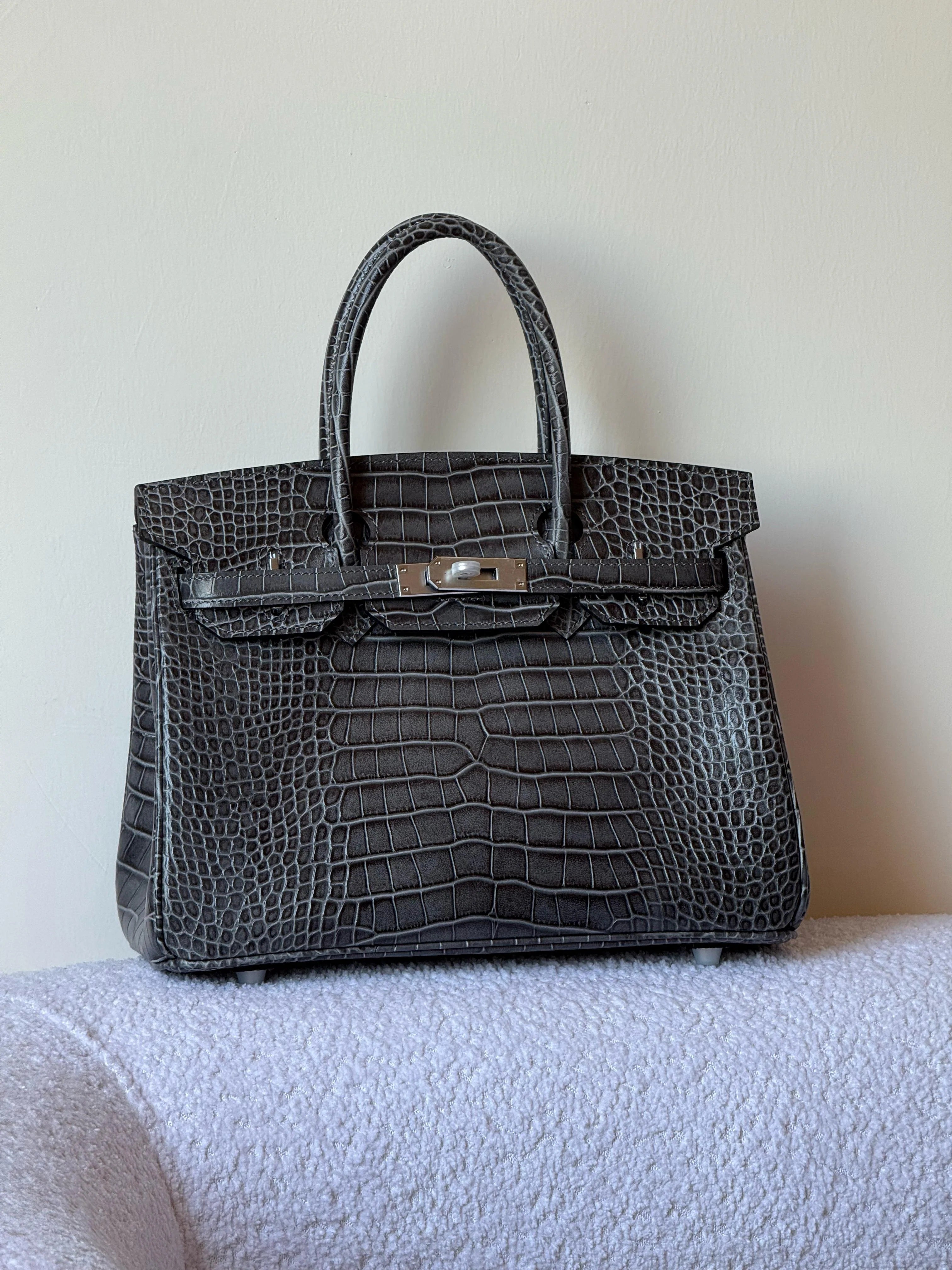 Elegant Crocodile Embossed Designer Style Handbag With Dust Bag