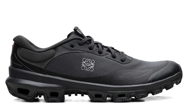 On Running Cloudventure 2 Loewe Gunmetal Edition Trail Running Shoes