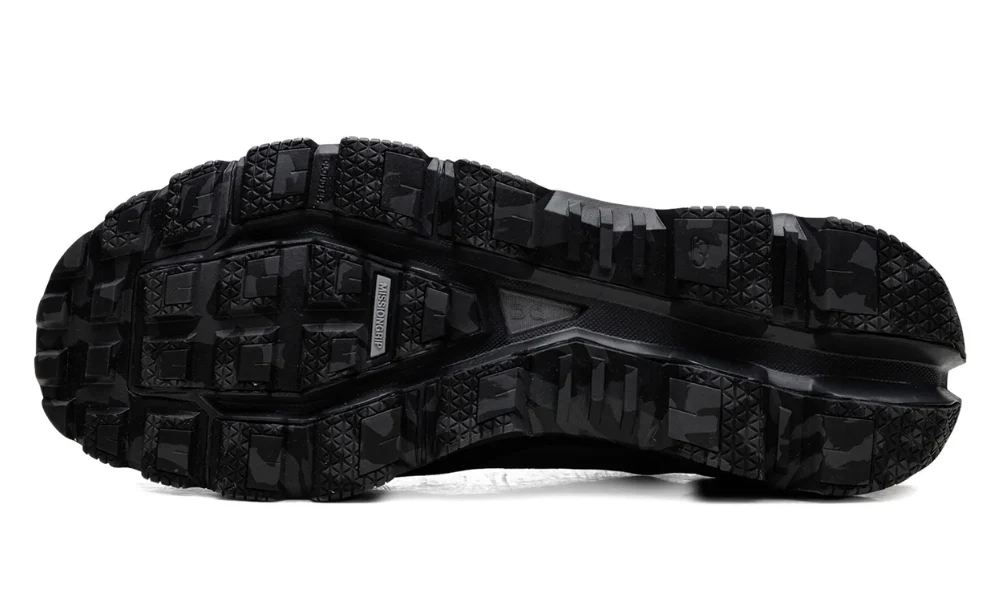 On Running Cloudventure 2 Loewe Gunmetal Edition Trail Running Shoes