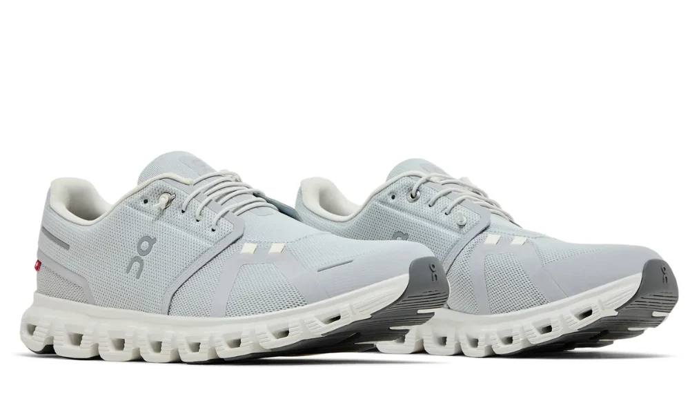 On Cloud 6 Glacier White Lightweight All-Day Comfort Running Shoes
