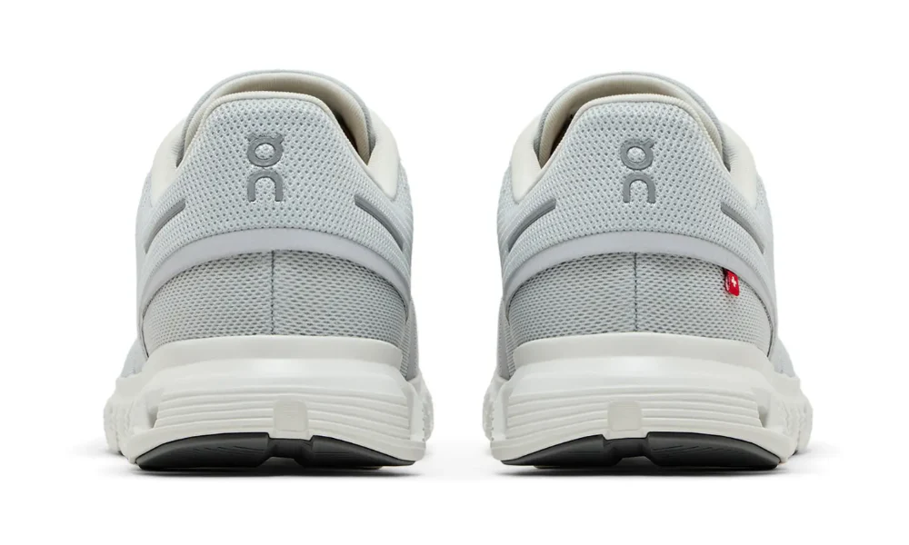On Cloud 6 Glacier White Lightweight All-Day Comfort Running Shoes