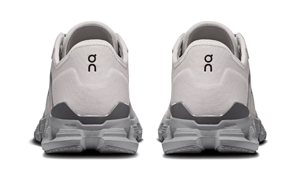 On Cloud X 4 AD Wolf Alloy Versatile Training Shoes
