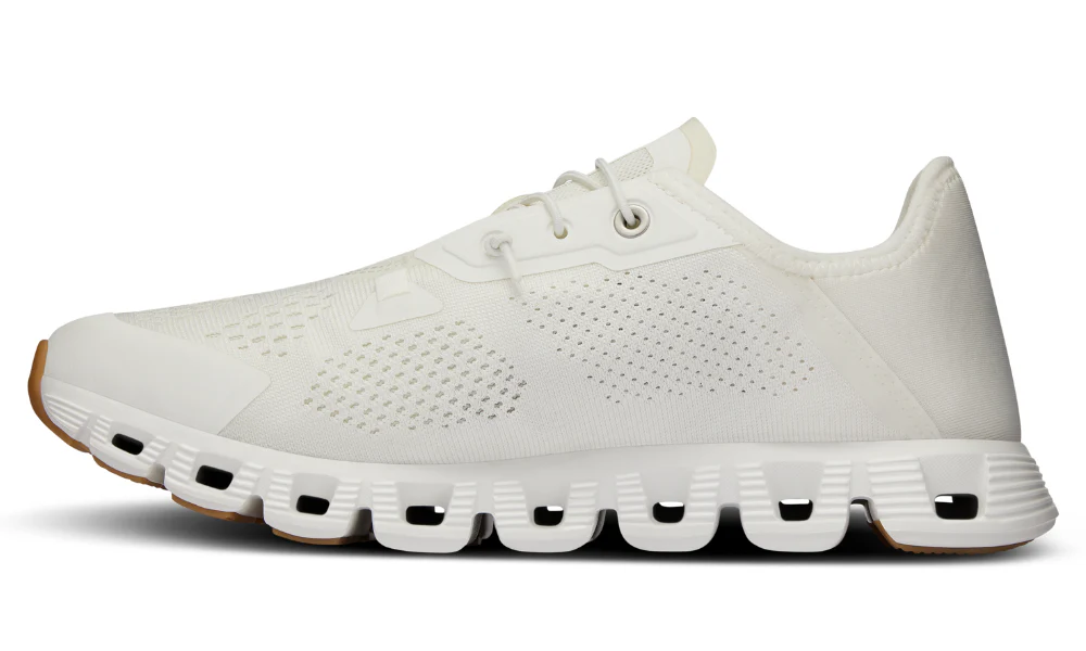 On Cloud 5 Coast Lightweight Packable Travel Shoes Undyed White