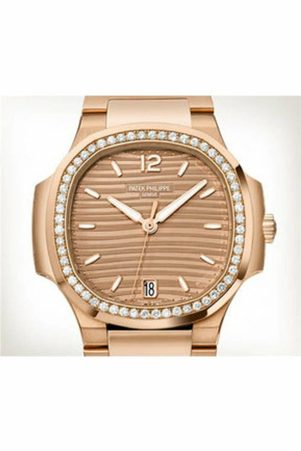 Patek Philippe Nautilus Self-Winding Luxury Watch Rose Gold Tone Finish